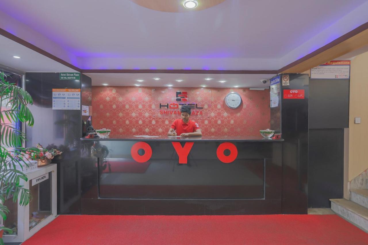 Oyo 789 Hotel Shivam Plaza Catmandu Exterior foto